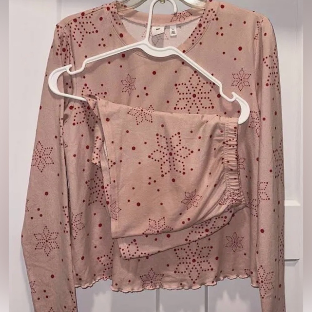 BP pink snowflake pj set women’s xs